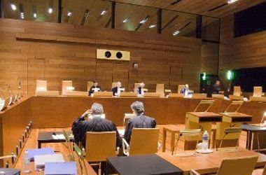 Luxemburg: jogszerű, hogy a Bizottság nem vállal új költségvetési kötelezettségeket alapítványokkal