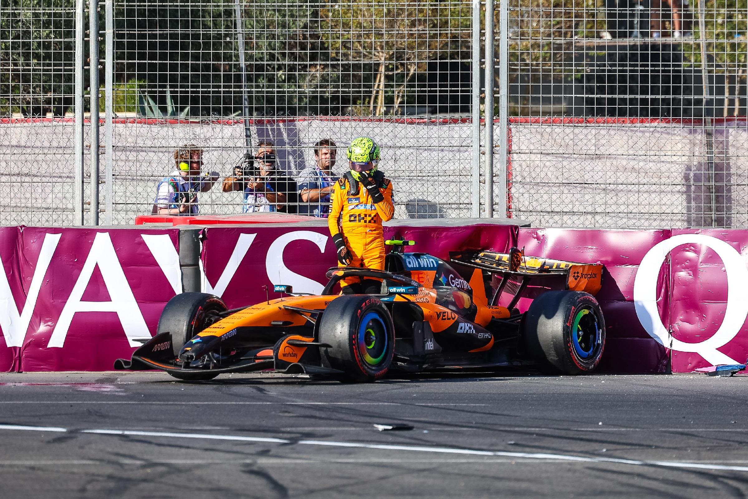 Lando Norris eltiltást követel egy másik pilótával szemben az azeri ütközés után