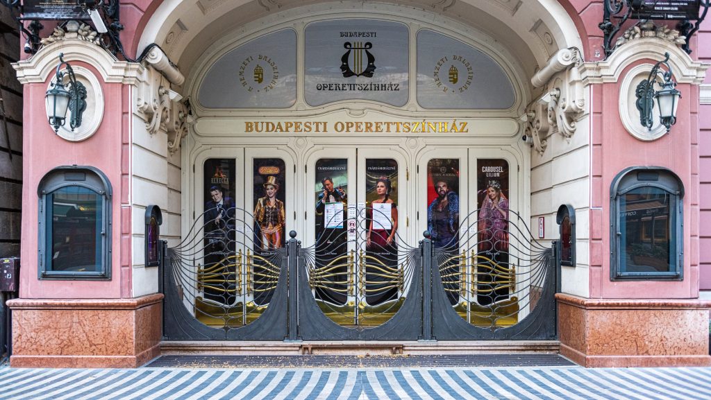 A kulturális tárca vizsgálatot indít az Operettszínház ügyében