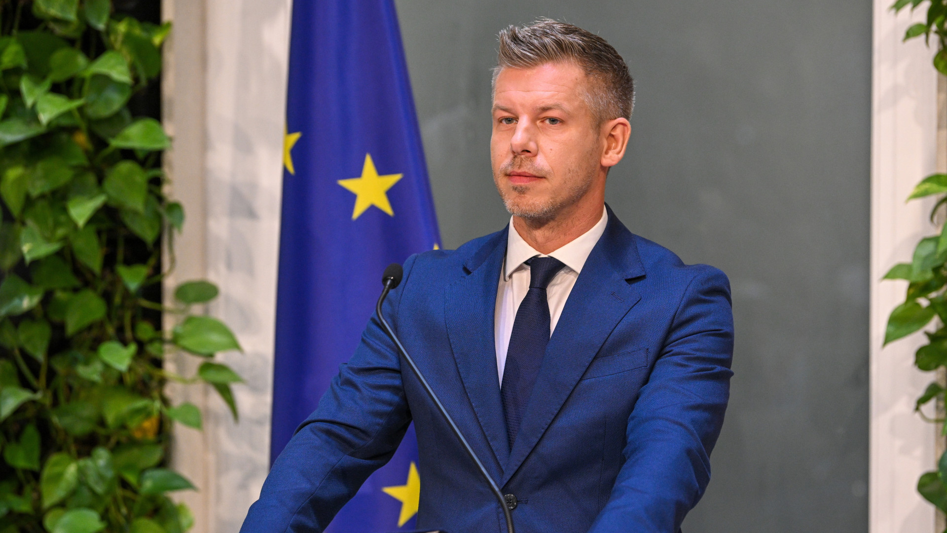 Magyar Péter kezdeményezi a képviselők mentelmi jogának teljes eltörlését