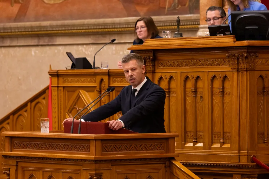 Az Országgyűlést hétfő délelőttre összehívják a három mentelmi ügy eldöntésére