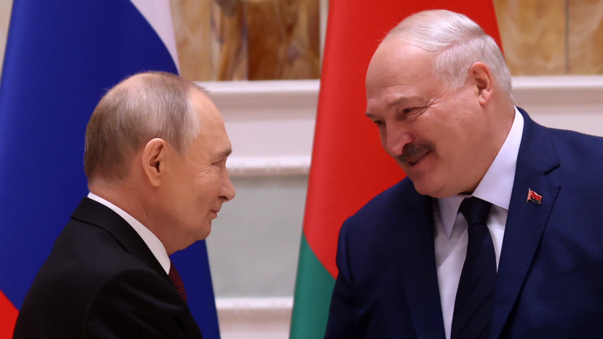 Aljakszandr Lukasenka kegyelmet adott 15 fogvatartottnak csütörtökön