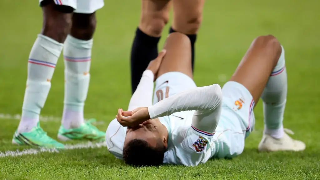 Zidane győzelemmel debütált, Mbappét győztes gólja után sérülés miatt lecserélték