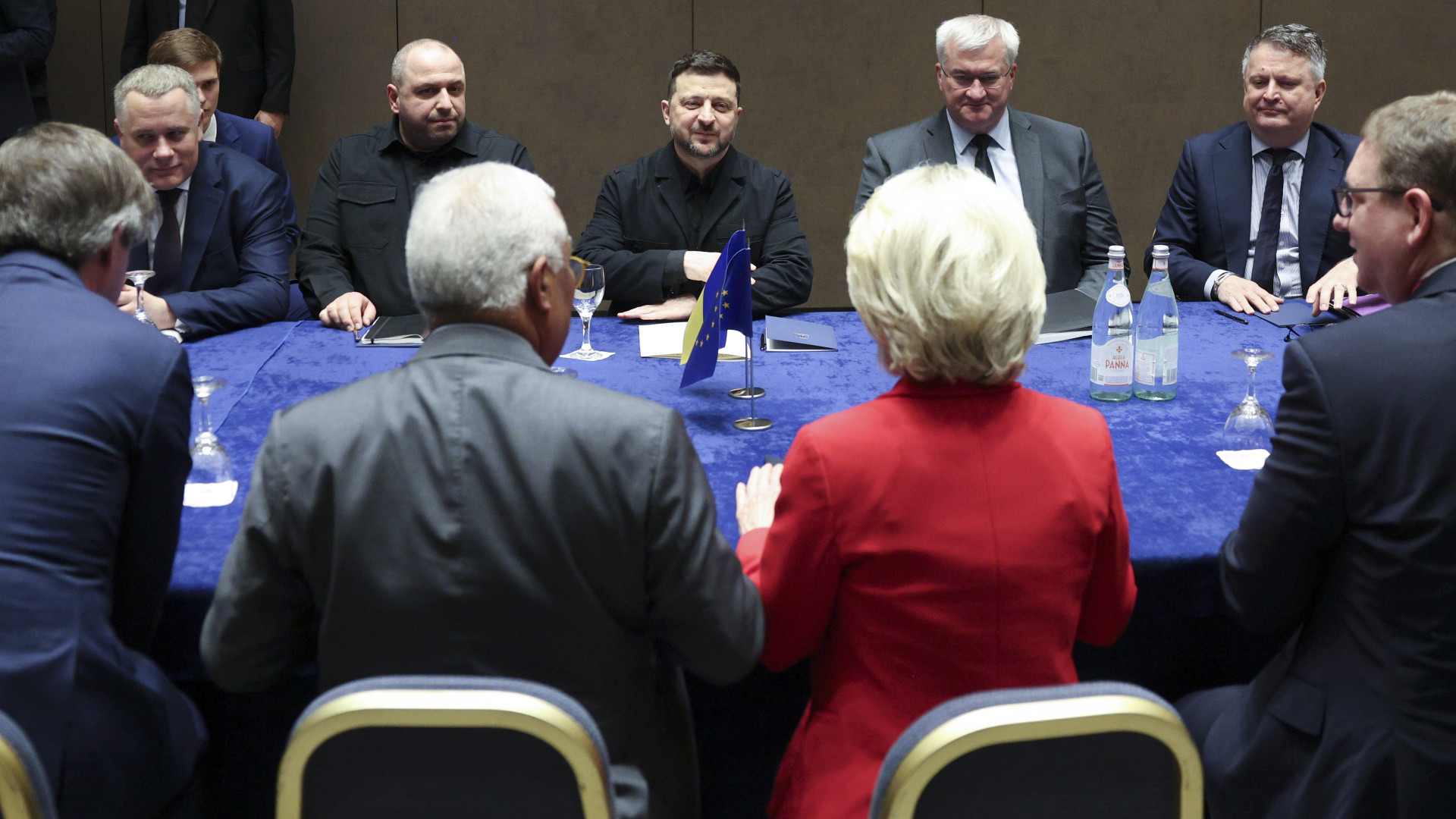 Zelenszkij sürgősen kér uniós milliárdokat, Brüsszel a reformokhoz köti