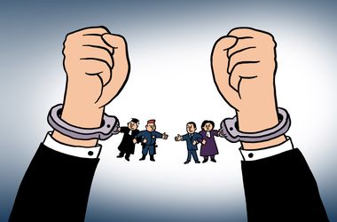Az NVVH 33, a NER-rel összefüggő mutyigyanús ügyet vett célba