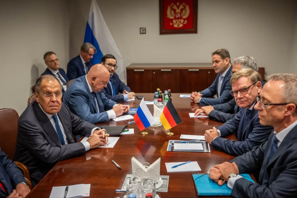 Szergej Lavrov először tárgyalt német külügyminiszterével az ukrajnai invázió óta