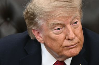 A CNN tudósítóját kizárták a sajtócsoportból a szombati tennessee-i Trump-úton