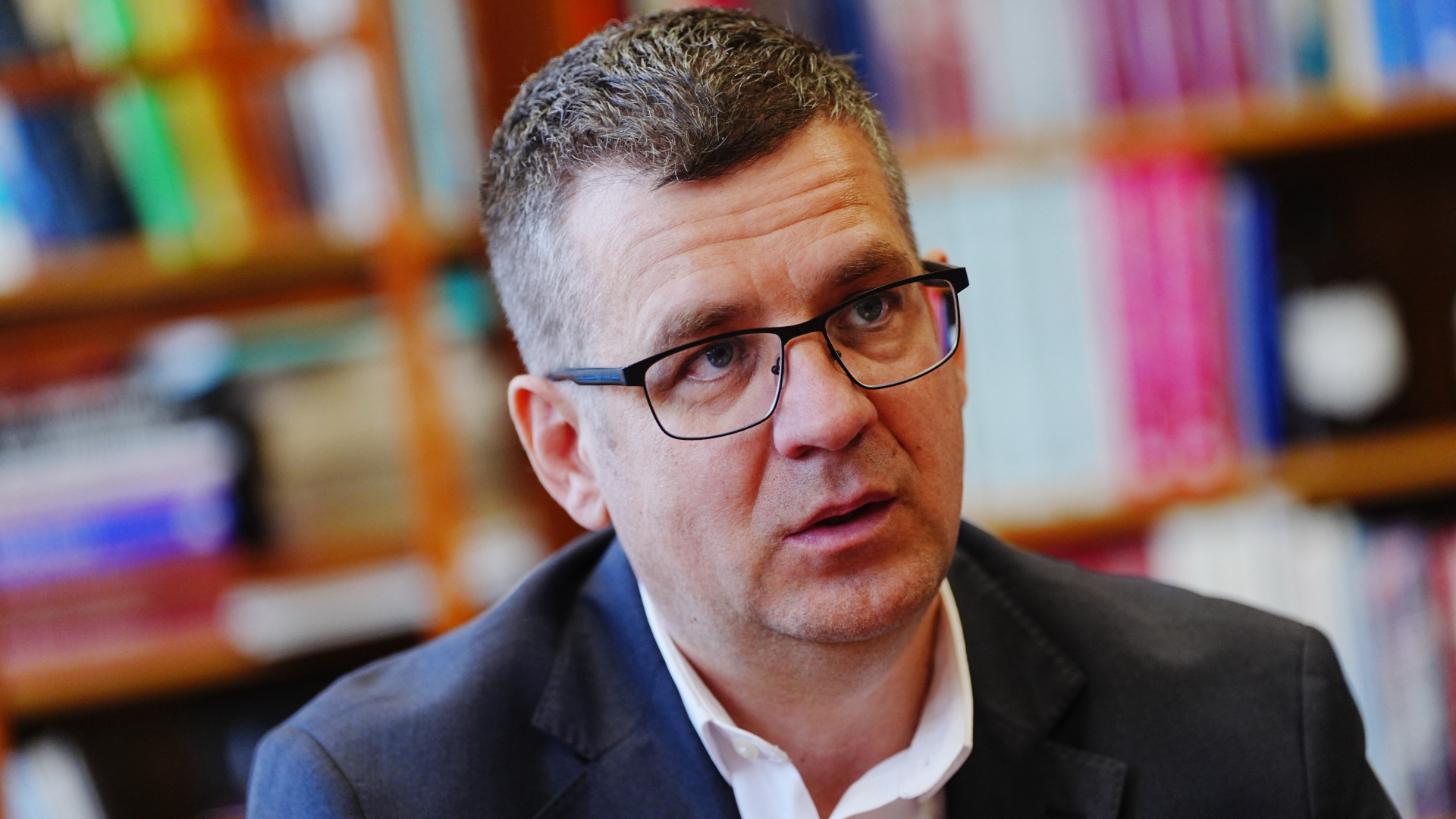 Seszták mentelmi joga felfüggesztve, az ügyészség korrupcióval gyanúsítja