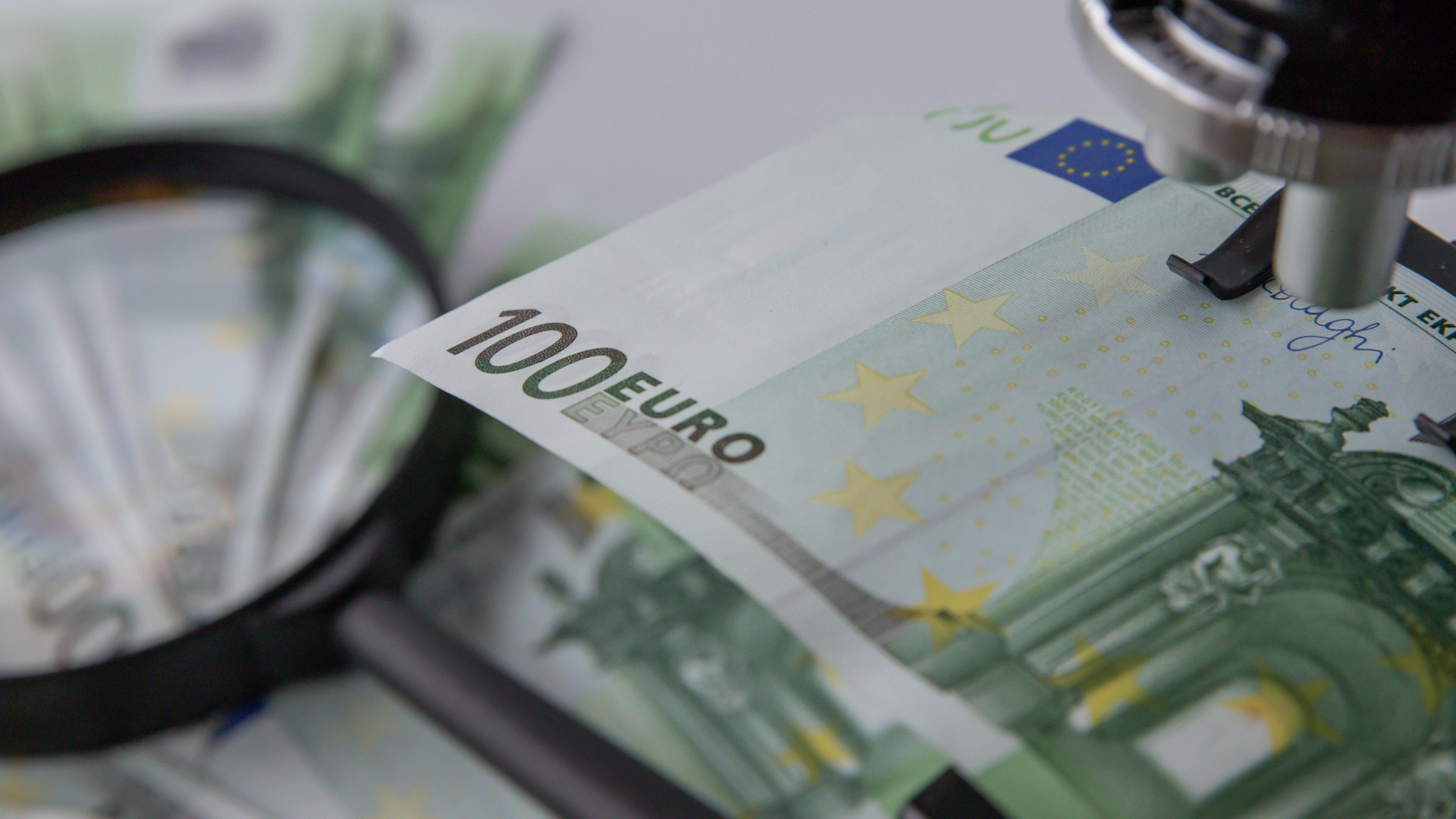 Magyarország részesedése nőtt az uniós közvetlen forrásokból, de az összeg csökkent