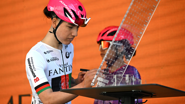 Sportolónő férfinak álcázta magát, ezüstérmet szerzett
