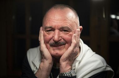 Nagy Feró szerint a rendszerben az anyagi tények nem számítanak, ezért fél a rendőrségtől