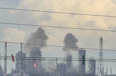 Leállt a dél-oroszországi novosahtyinszki olajfinomító ukrán dróntámadás után