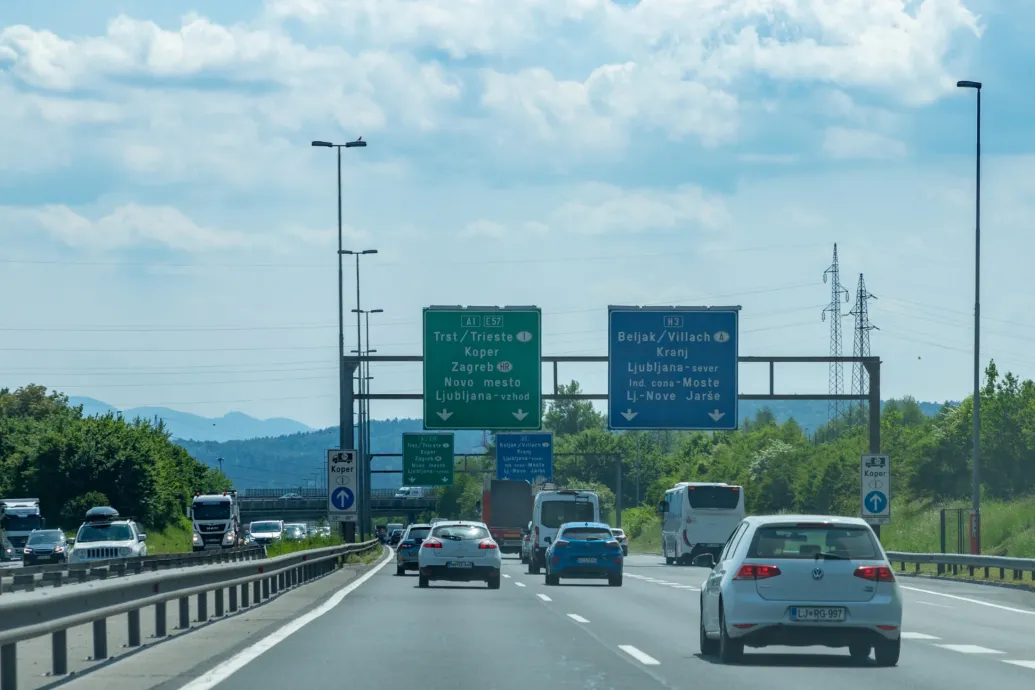 Szlovéniában szeptember eleje óta átlagsebességet mérnek az autópályákon