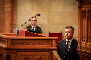 Szakértők elemzik, mi vár a miniszterelnökre mentelmi joga kiadása után