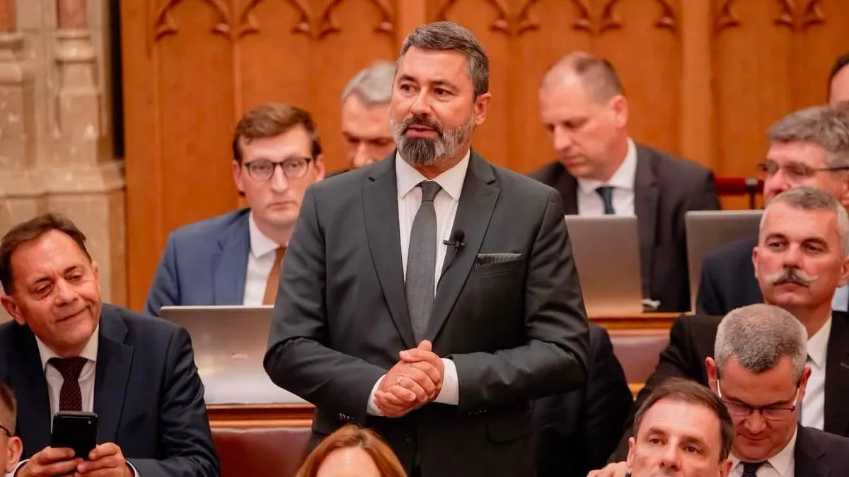 Hidvéghi Balázs szerint intő jel az adóemelések az IMF látogatásával párhuzamos kezdete