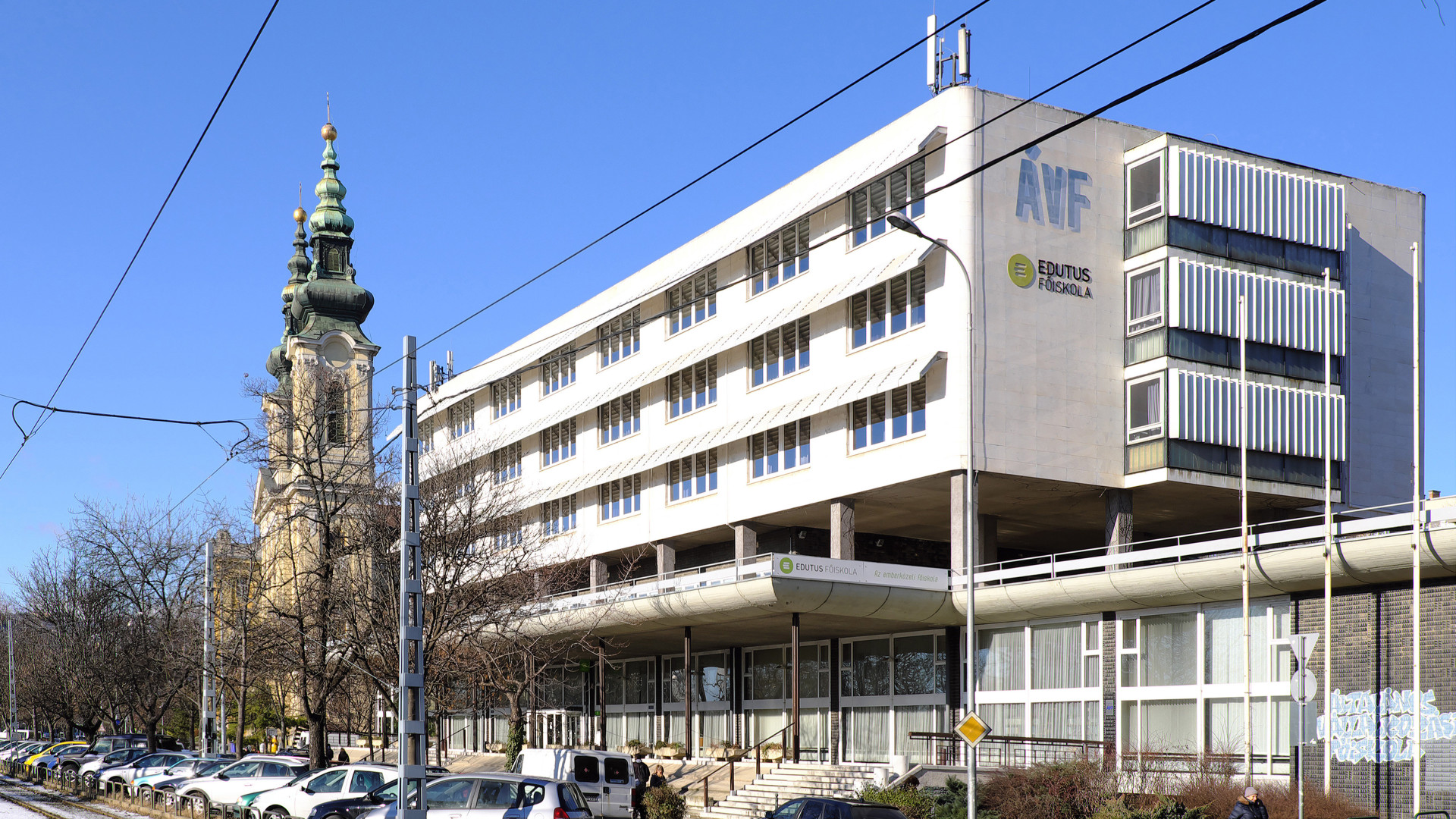 A fővárosi kormányhivatal egy évre védetté nyilvánította a Villányi úti egykori pártiskolát