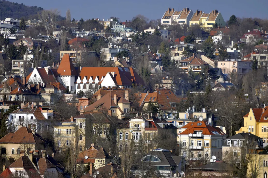 A vagyonadóval együtt is kevésbé progresszív marad a magyar adórendszer Európában