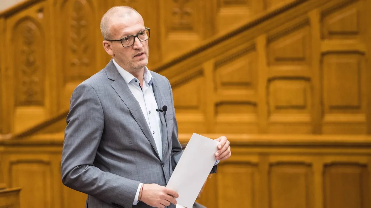 A szakszervezet követeli a kormányprogramban ígért 25 százalékos béremelést