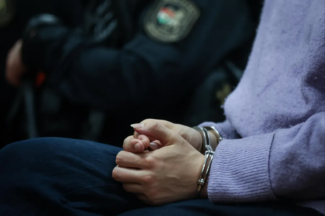 A párizsi ügyészség közölte, hogy kiadják Magyarországnak az egyik antifát
