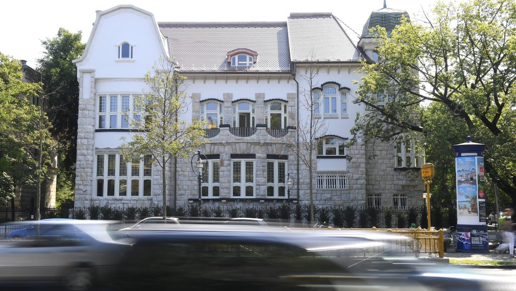 A kormány átvilágítja az MMA-t, az akadémia visszautasítja a kritikákat