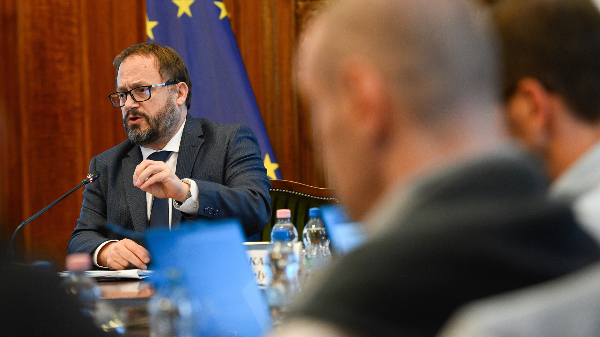 A kormány 2027-től vagyonadót vet ki az 1 milliárd feletti nettó vagyonú magánszemélyekre