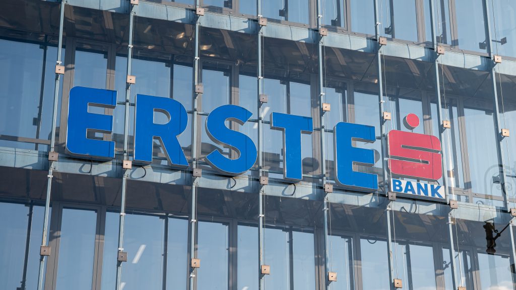 Erste: szinte az összes kulcsfontosságú szolgáltatás 12 óráig elérhetetlen lesz