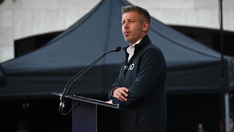 Az ellenzéki párt szerint a miniszterelnök fellépése hatalommal való visszaélés