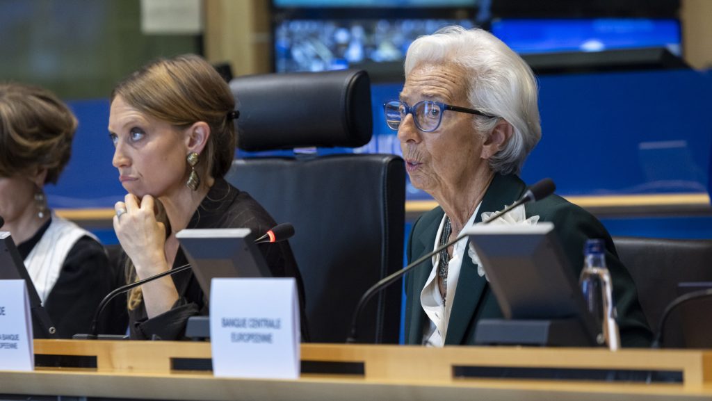 Christine Lagarde lemondott, február 7-én távozik az EKB éléről