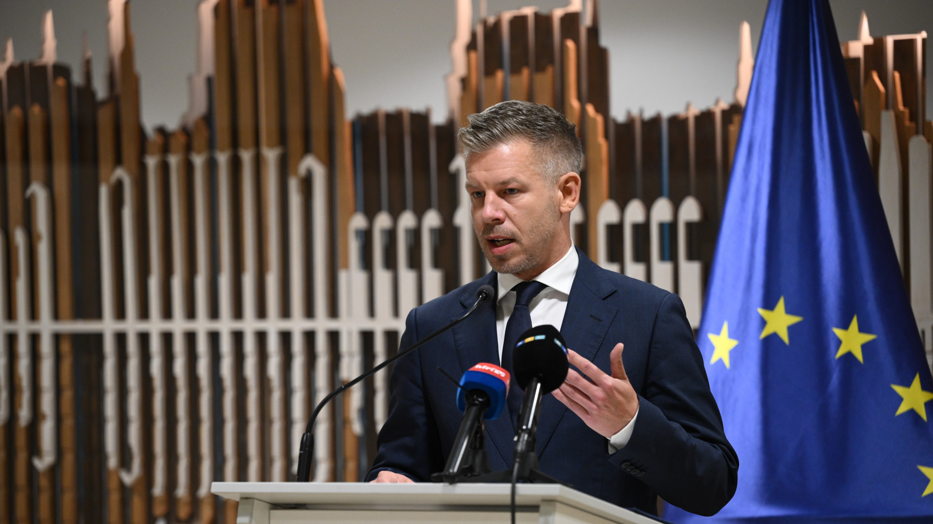 Magyar Péter történelminek nevezte a kárpátaljai magyarok jogairól kötött megállapodást