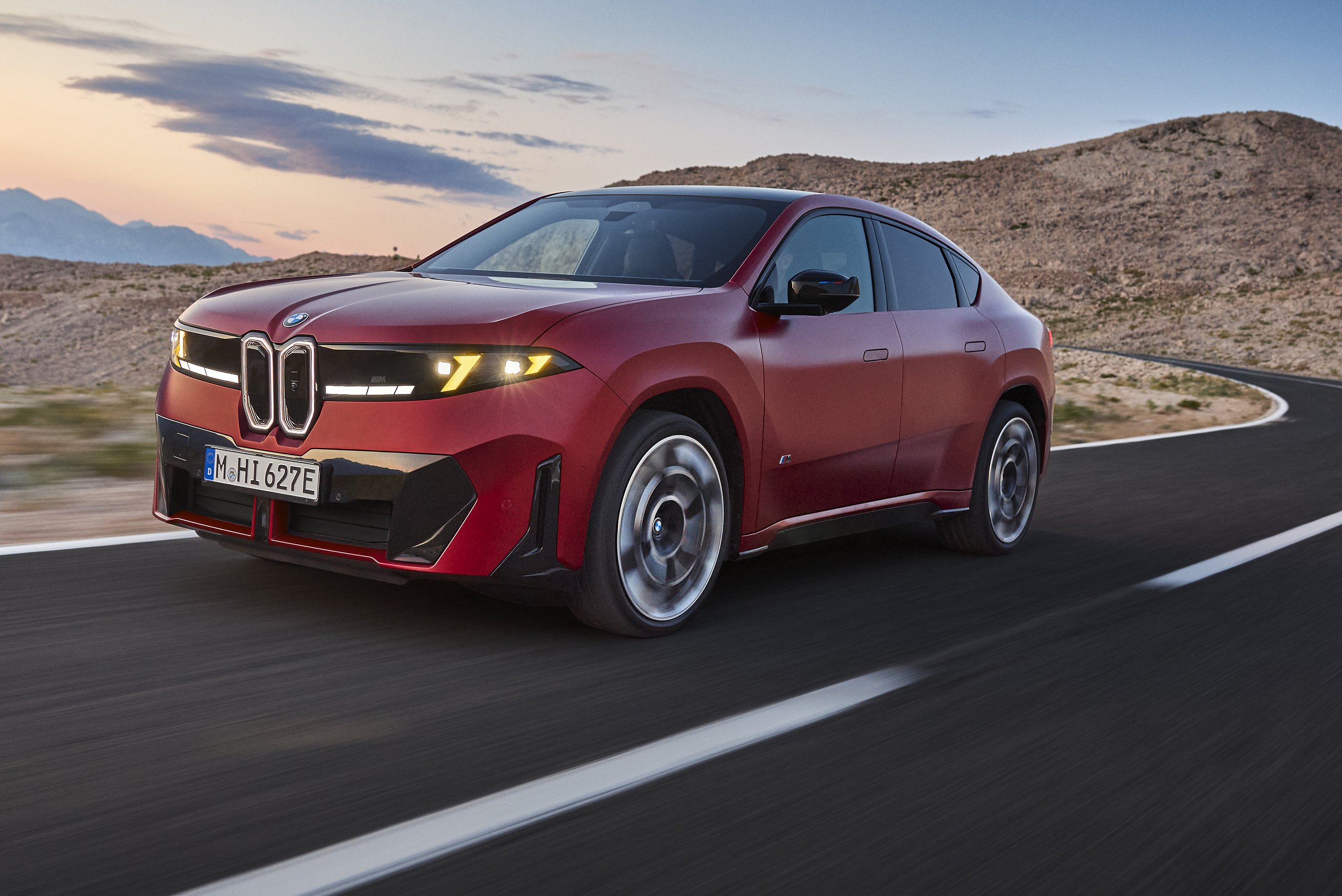 Az iX4 lesz a debreceni BMW-gyár következő típusa