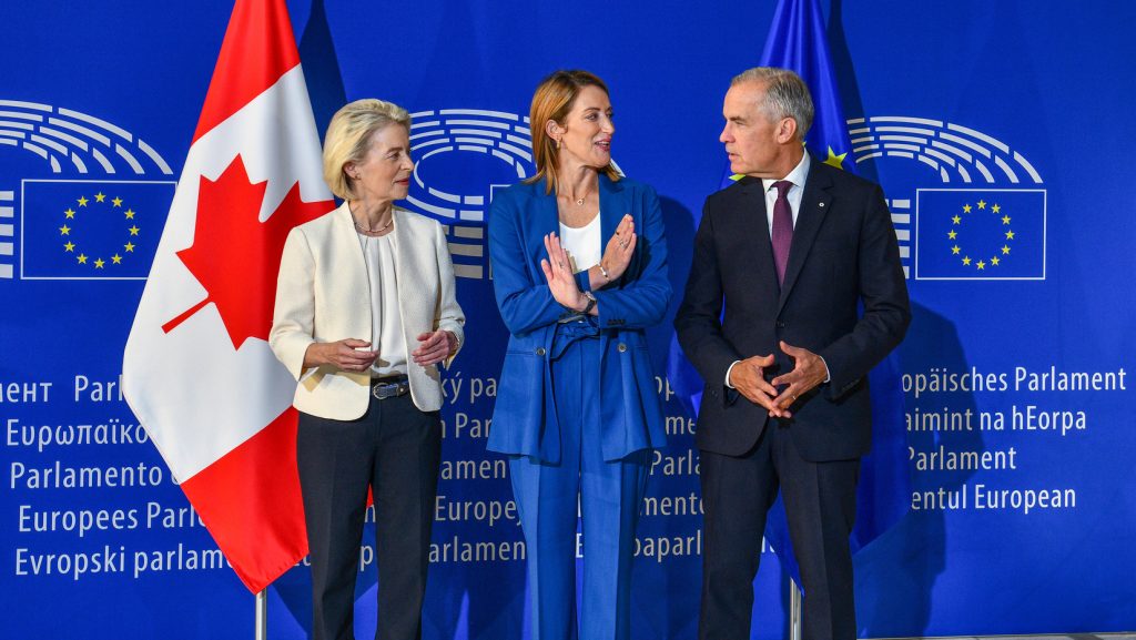 Az EU tagállamai törölték Kanada társult tagságára utaló kifejezést