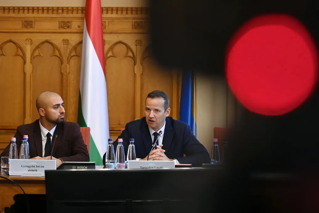 A végrehajtási visszaéléseket vizsgáló bizottság volt igazságügyi minisztereket hallgatna meg