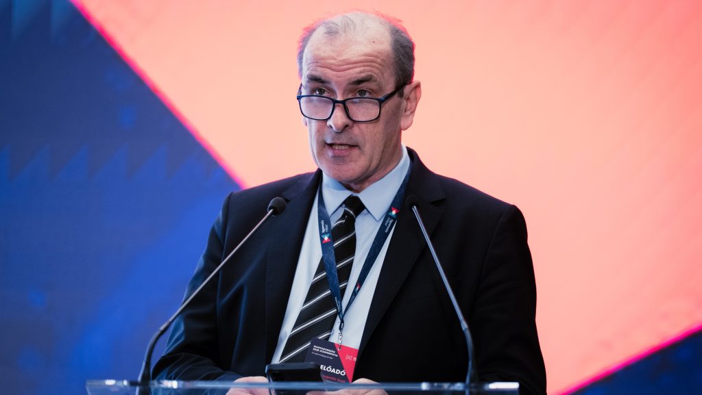 Hegedűs Zsolt: a kórházak plusz pénzt kapnának a várólisták csökkentésének eredményétől függően