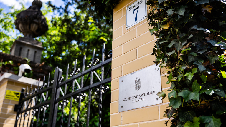 Szuverenitásvédelmi Hivatal: a nyertesek még ajánlatot sem tehettek volna