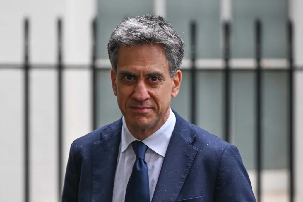 A brit külügyminiszter: Izraelnek nincs joga bezárni a brit konzulátust