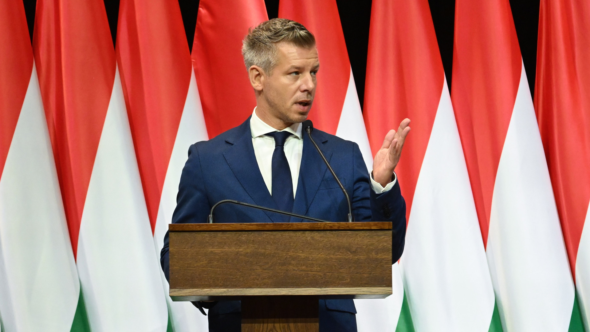 Magyar Péter: a kormány nem tervezi eltörölni a lakossági állampapírok adómentességét