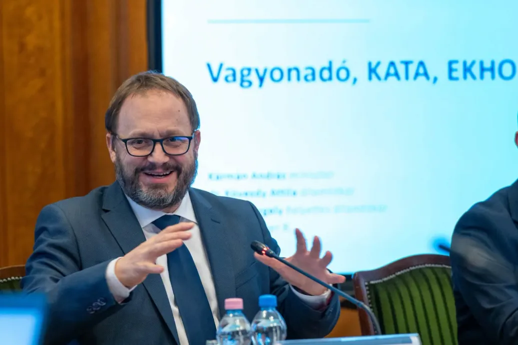 Kármán András: a vagyonadó tervezet részeként az érintettek felajánlhatják az adó öt százalékát