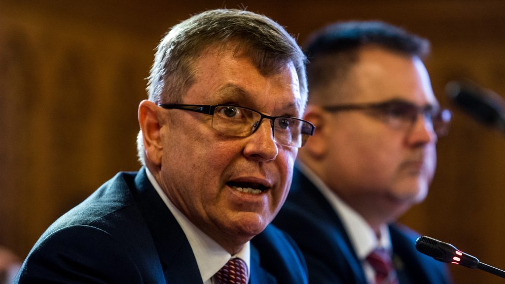 Matolcsy és Varga meghallgatása következik a bizottság ülésén három–négy hét múlva