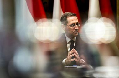 Varga Mihály: feljelentést tettem az ingatlanos cég értékcsökkenése miatt