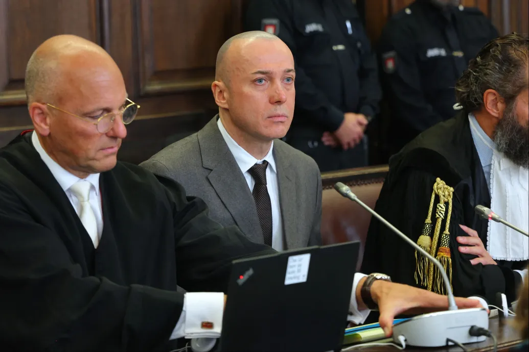 A védő a vádak elutasítását kérte, mert szerinte nem feltétlenül volt bűncselekmény
