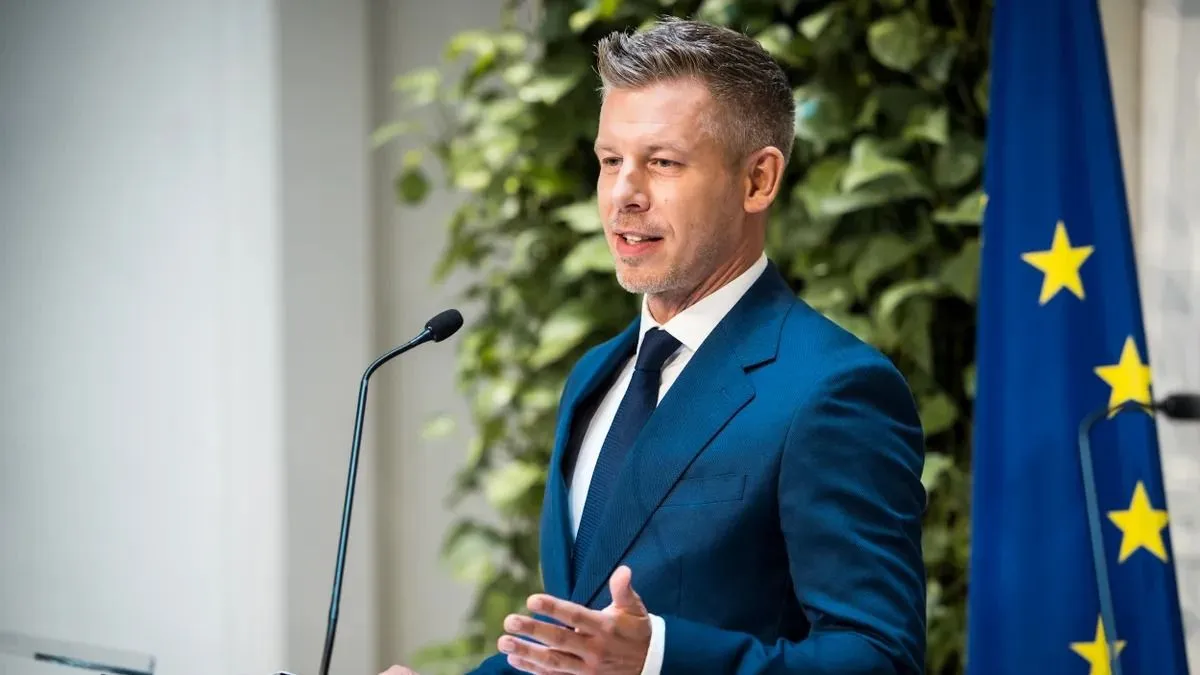 Magyar Péter: határozottan megerősítik a hazai és az európai külső határokat