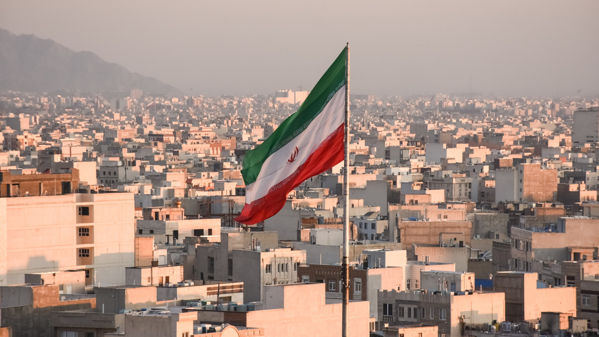 Az amerikai pénzügyminisztérium bejelentette: új Irán-ellenes szankciók léptek életbe