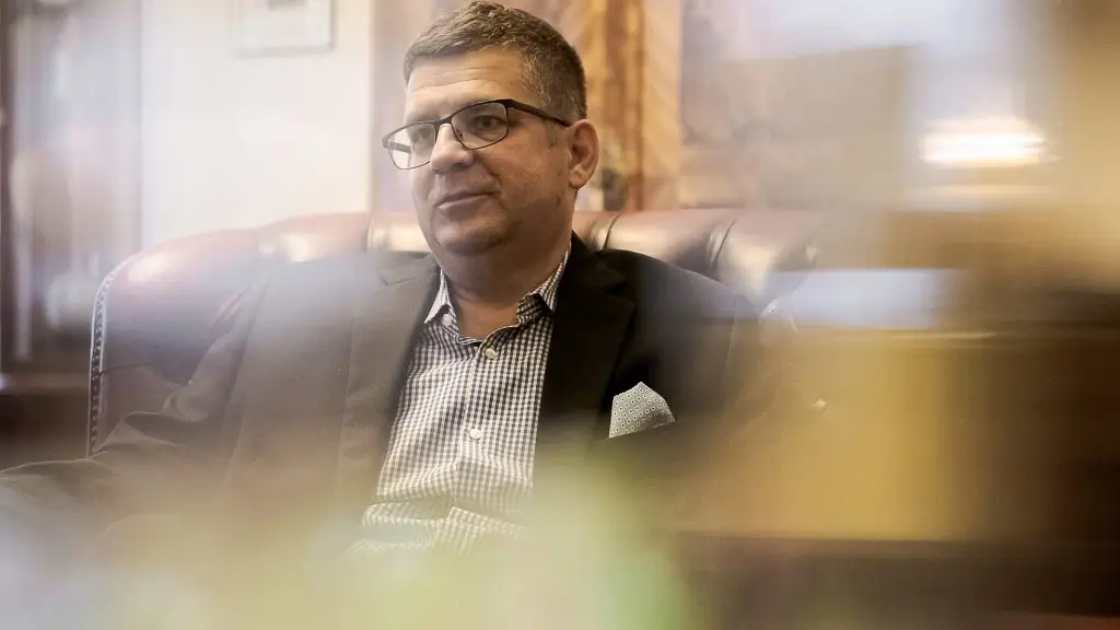Fekete és társai 744 millió forintot kell, hogy fizessenek a MÁV-nak, vagyonzárat rendeltek el