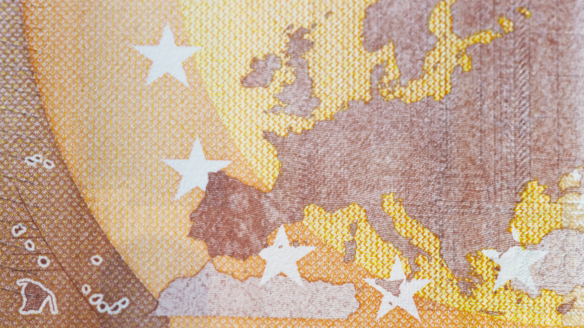 A válaszadók harmada nem vár változást, sokan romlástól tartanak az euró bevezetésétől