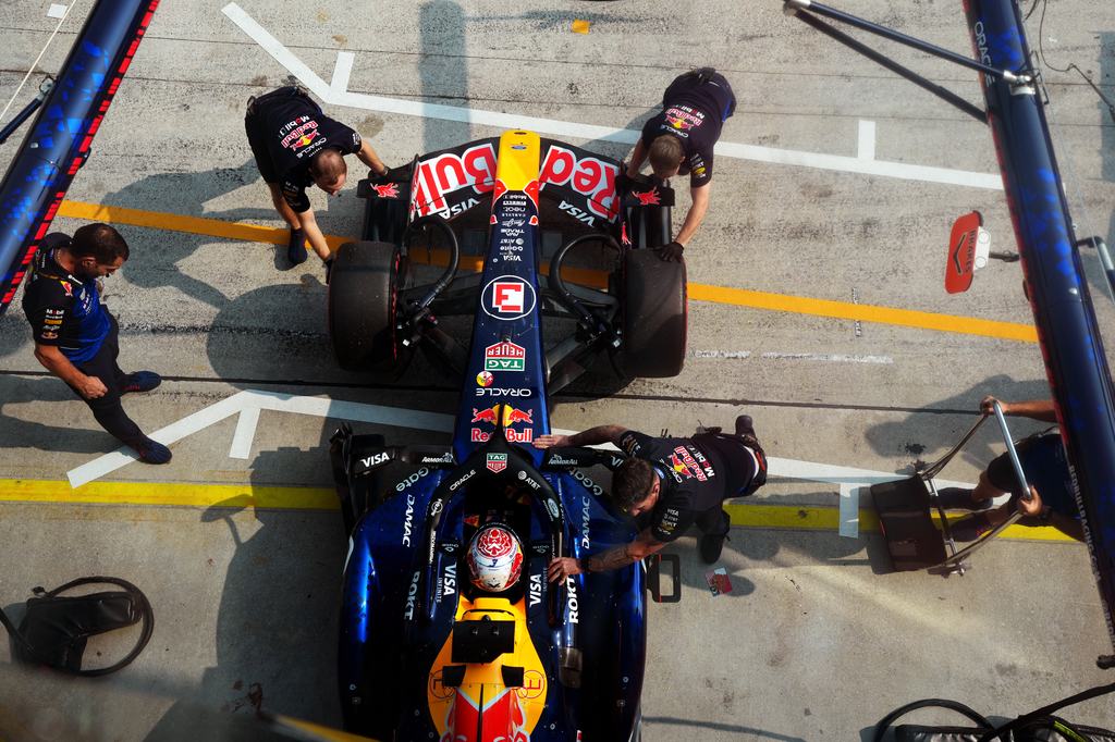 Verstappen dominált az időmérőn, a Mercedes súlyos vereséget szenvedett