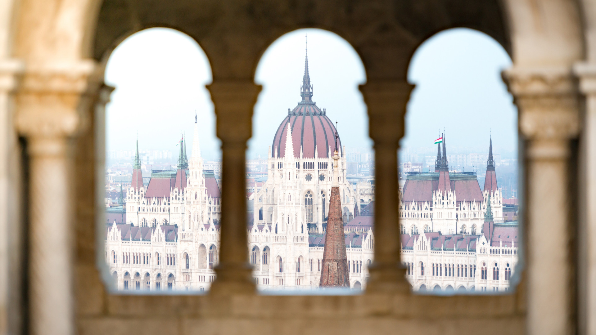 Brüsszel vizsgálata veszélyeztetheti a magyar lakossági állampapírok adómentességét