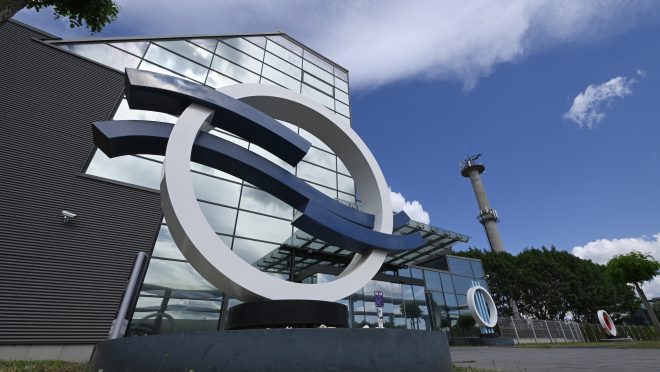 A közmédia belső gyártásra vált és évi több mint kétmilliárdot spórol
