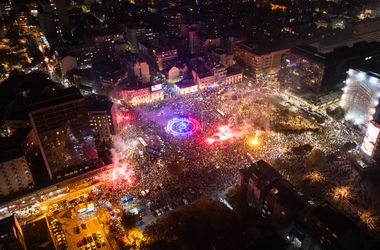 Nyugati lapok értékelik a szerbiai és a brazíliai választásokat