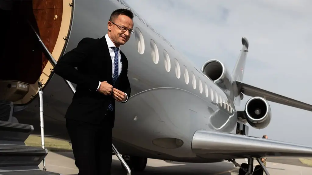 Szijjártó Péter: szó szerint beutaztam a fél világot