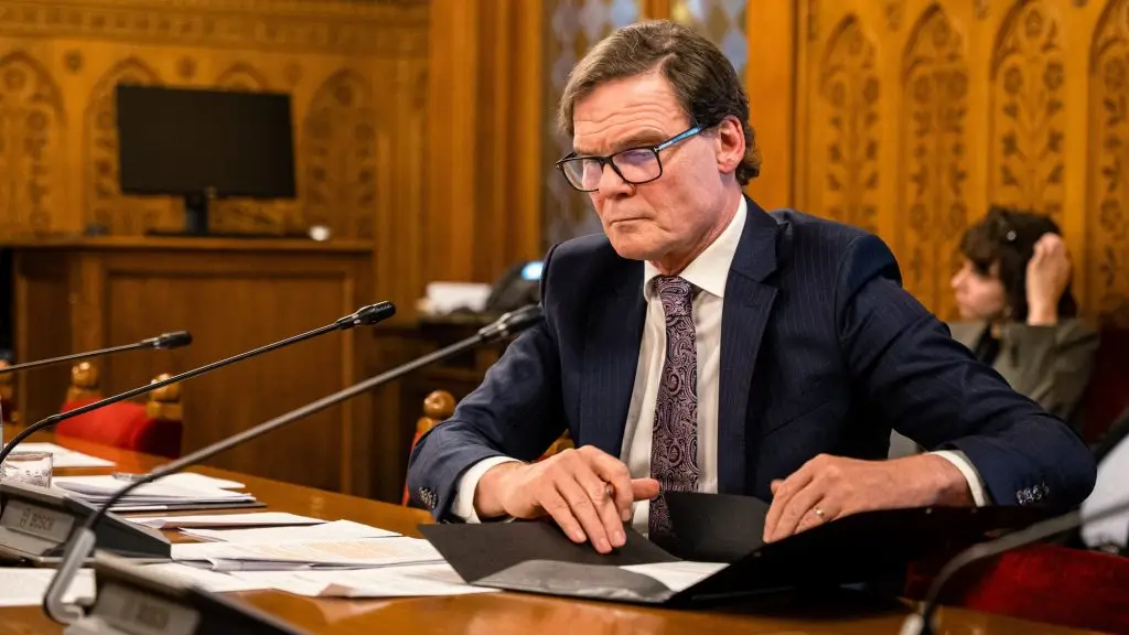 A külügy megerősítette: diplomata-útlevelet kérték a Hungast vezérének